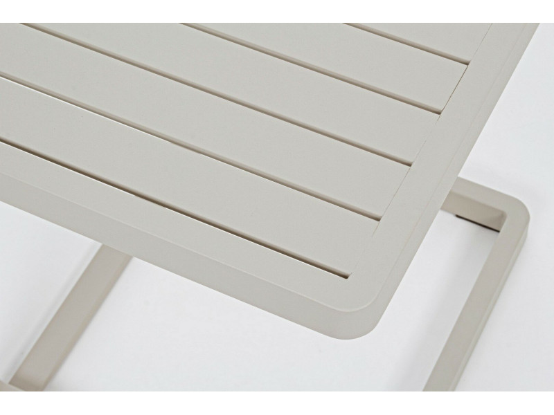 KONNOR-Table carré pour bain de soleil