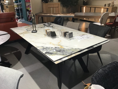 GRANDE ONTARIO-Table...