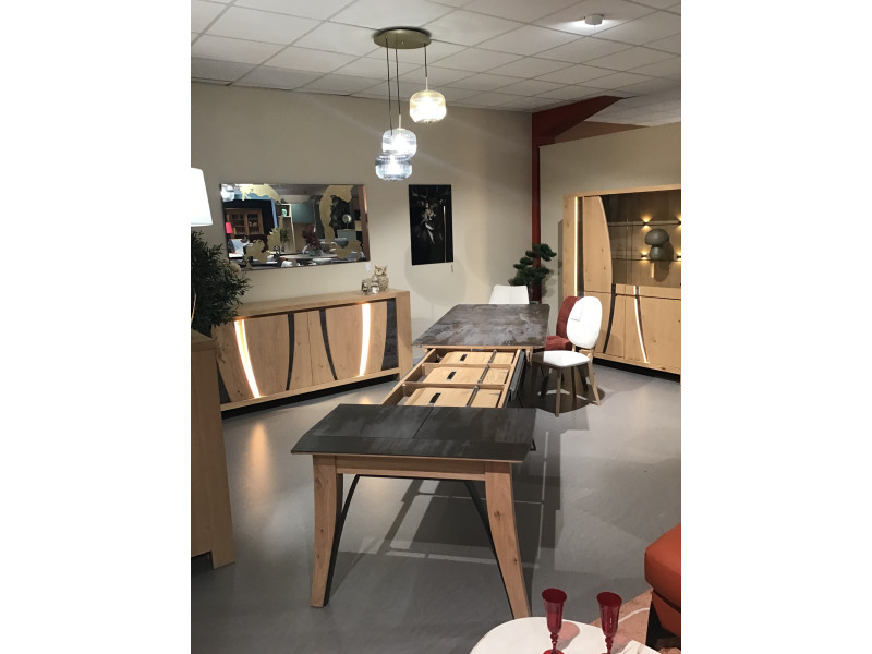 CORREZE-Enfilade 4 portes avec leds...