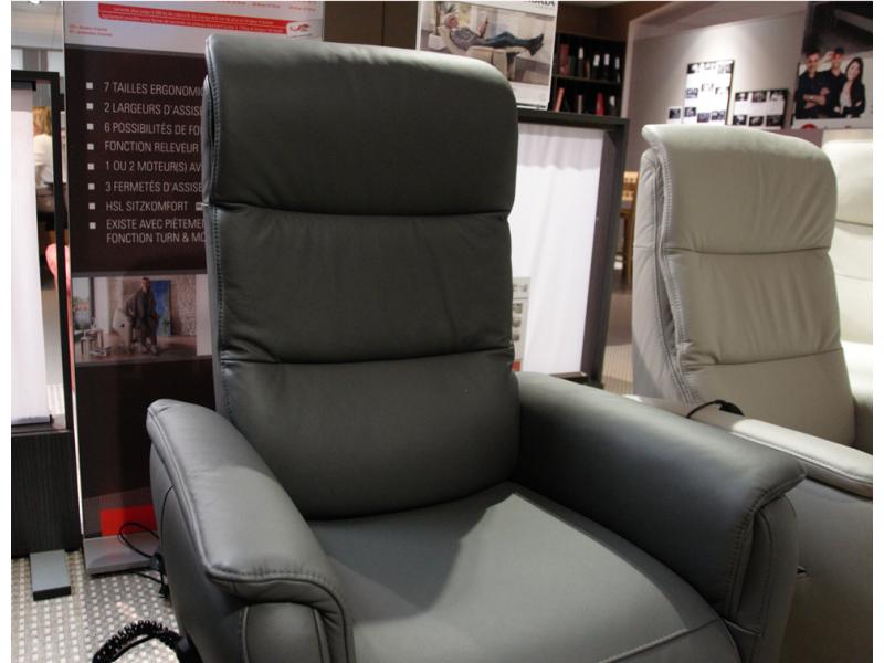 HU FO 15021 - Fauteuil cuir...
