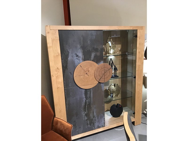 FLOIRAC-Vitrine 3 portes dont 1 verre...